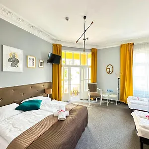 Maison d'hôtes Expolis - Center - 24h #betterthanyourex, Poznań
